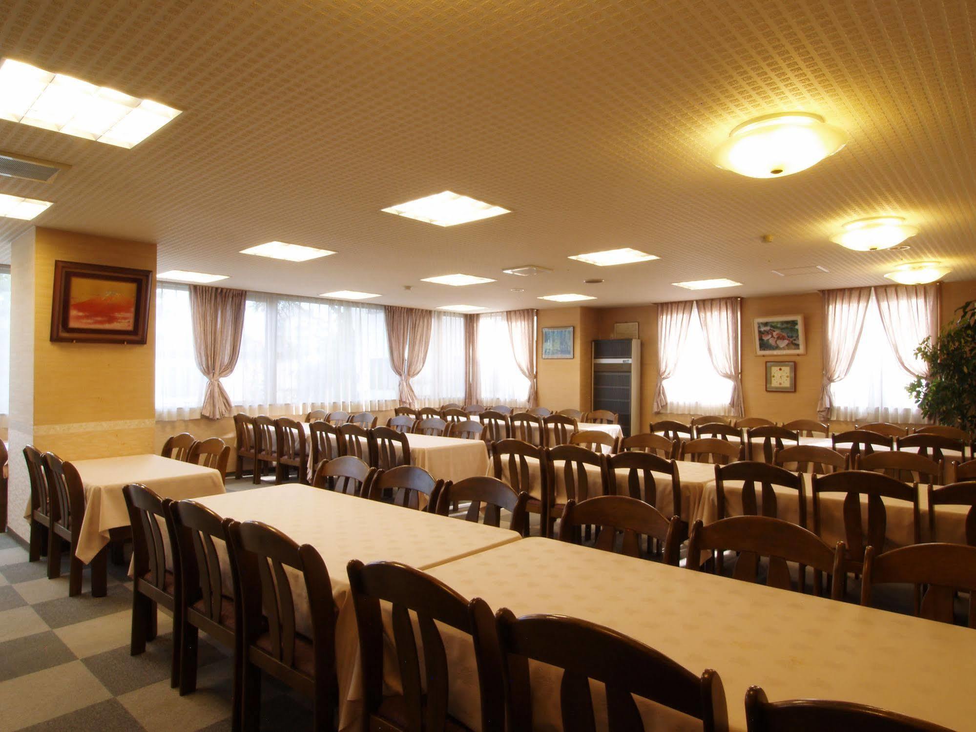 Central Inn 白马村 外观 照片